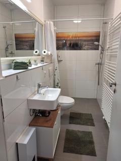 Modern and Central, Apartment with 6 sleeps - Bielefeld - 5