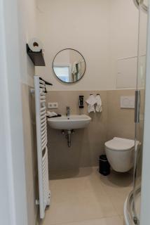 STAYLIGHT Stilvolle Suite in Celle mit Frühstück, Kaffee, kostenloser Parkplatz und Wohnküche - 5