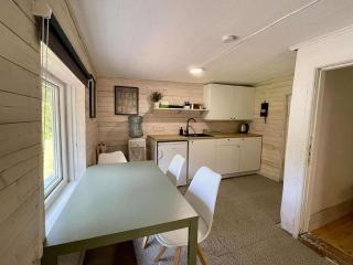 Peaceful Forest Cabin in Nature - 9