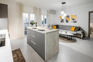 Singer Suite Kalamata , Close to Center & Easy Street Parking - 6