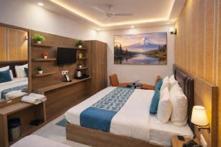 Hotel ALVAA Near Delhi airport Unit by Gross group - 1