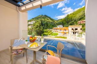 Nobile Boutique Hotel - 1