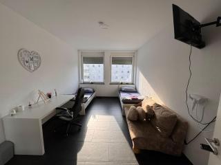 Maya Zimmer Zentral Bequem - 1