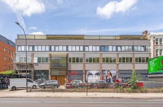 Stunning 3 Bed London Luxury Home - Pass the Keys - 2