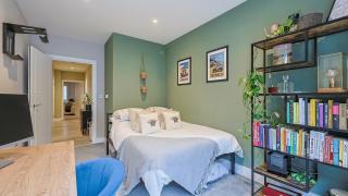 Relaxing 2-Bed Apartment near Tooting Bec Balham - Pass the Keys - 5