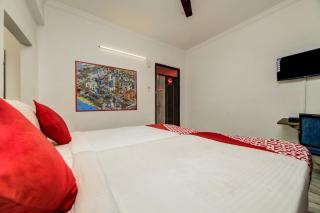 Hotel O JNTU college Near LULU mall, KPHB Colony. - 9