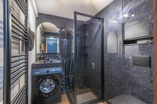 Ideal for Long Stays - Your Home Away - 9