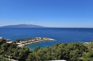 Two Bedroom Apartment With Sea View-061 - Happy Rentals - 2