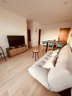 Amplio Depto Con Cochera Zona Plaza Italia - 8