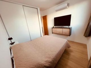 Amplio Depto Con Cochera Zona Plaza Italia - 7