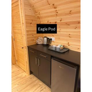 Forrester Park Glamping Pods - Eagle Pod and Birdie Pods - 4