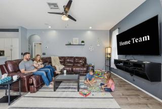 Heated Private Pool Pool Table Outdoor Games - 3