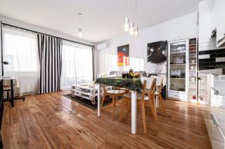 Kleczków Apt - 50m2, Parking, Balcony - by Rentujemy - 2