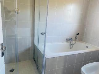 Pule's Home & Studio Apartments - 2