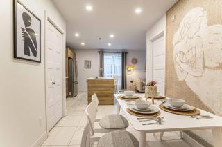 119 - Vibrant Chic Designer 2BR with Gym,Parking,Airport&DT - 9