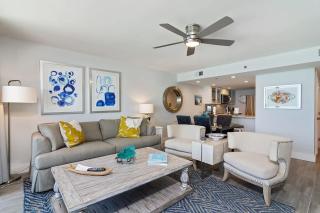 One Seagrove Place 0806 - 3