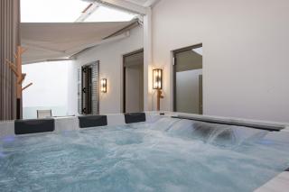 Chania Luxury City Retreat , Hammam & outdoor Jacuzzi - 9