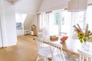 SOLUNA STAY I Penthouse lake view I 20 Min to Luzern I Kidsfriendly I Self-check-in I WIFI I Ski I Free Parking - 4