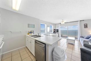 Tradewinds 901 by Youngs Suncoast - 2