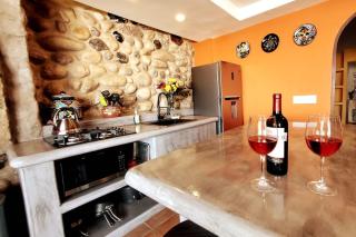 Las Brisas Central 3BR Ocean View Retreat with Heated Pool - 2