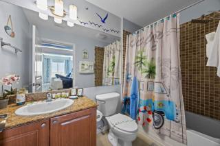 1206-H 2 King Luxury - Epic Universal Disney - 7
