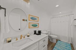 Gaston Shores - Boat Dock, Lake Access & Hot Tub - 1