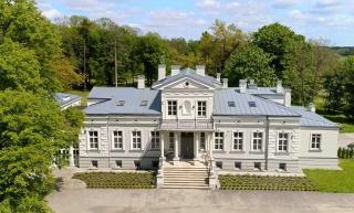 Palac i Loft Ojrzanów - 9