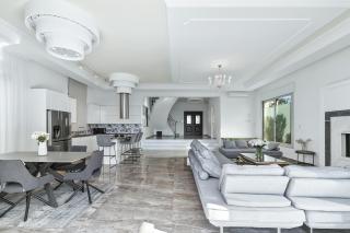 Olymp Luxury Villa B - Beachfront Luxury Living - 2