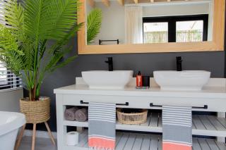 Tranquility Lodge - 2