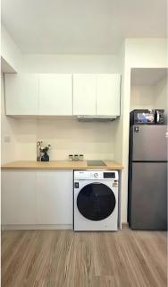 位于清迈大学后门网红夜市丨邻近宁曼玛雅商场 - 3