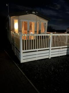 Joy & Mick's Happy Place - 2