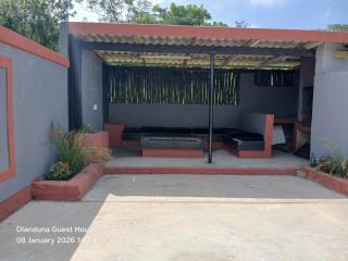 Dlanduna GUEST House - 1