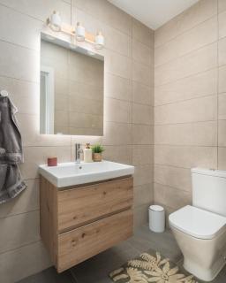 Brand New Semi-detached 2 Level Villa - Madrid - 7