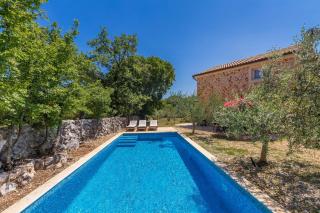 Holiday house ALYSSA with pool on Krk island, sand beach - 2
