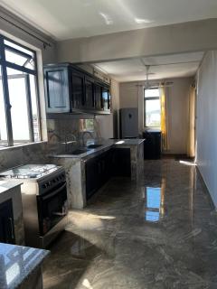 Luxury Flat with Scenic Views - 8