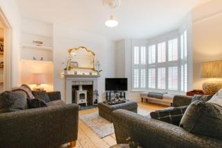 3 Bed in Mumbles oc-hh1223 - 9