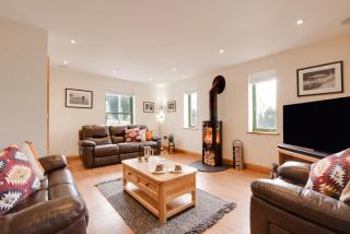 3 Bed in Reynoldston oc-hh330 - 3