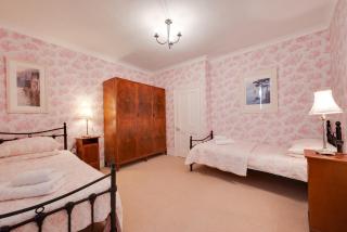 2 Bed in Dartmouth oc-bc42ab - 1