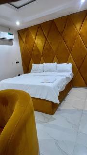 2 Bedroom Luxury Apartment in Benin City - 2