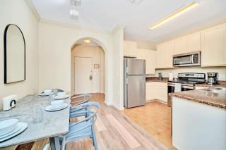 Bright 2BR Condo with Pool - near Disney! - 1