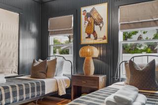 Designer Cottage Near Beach, Singer Island & Peanut Island! - 8