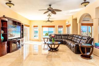 Breathtaking Chalk Sound Private Pool Sunset Villa - 9