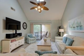 Colonnade Club 146 - 4