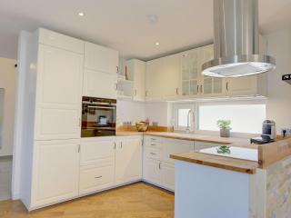 Holiday Home Gemütlicher Bungalow by Interhome - 2