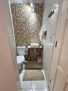 Suíte Cumuruxatiba ótima localização entrada independente à 50 metros da prainha da igreja - 3