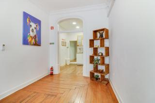 Spacious 1 bedroom apartment with a Parking Spot in Chiado - 4