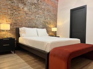 Brick & Bed Riverfront Lofts, T 410 - 5