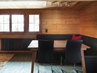 Holiday Home Luxuswohnung Chalet Swiss Alp by Interhome - 4
