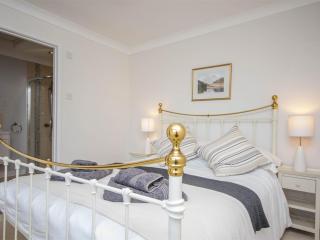 4 Bed in Swanage oc-dc082 - 1