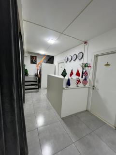 Pak Az Deluxe Hotel - 7